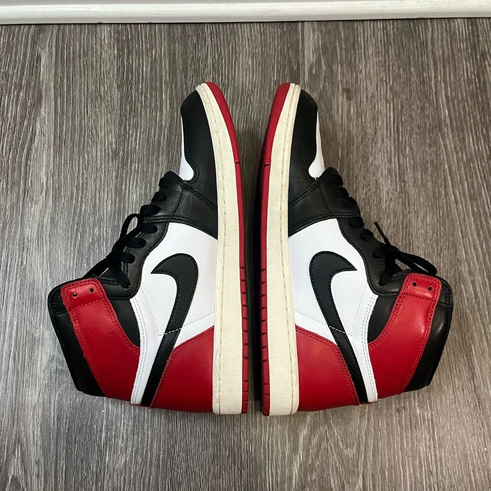 Jordan High-Top Sneakers - Black/White/Red